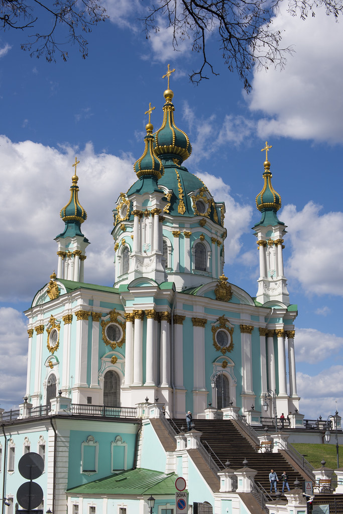 Kiev Gezilecek Yerler 3: St.Andrew's Church - Aziz Andreas Kilisesi ve Andrewski Yokuşu » www.hellofromworld.com