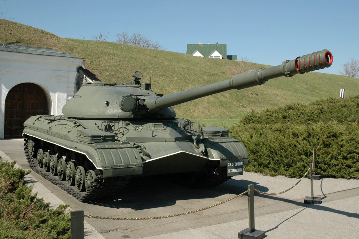 kiev gezilecek yerler - İkinci Dünya Savaşı'nda Ukrayna Tarihi Müzesi  - Tank - ZIS-3 - 1943